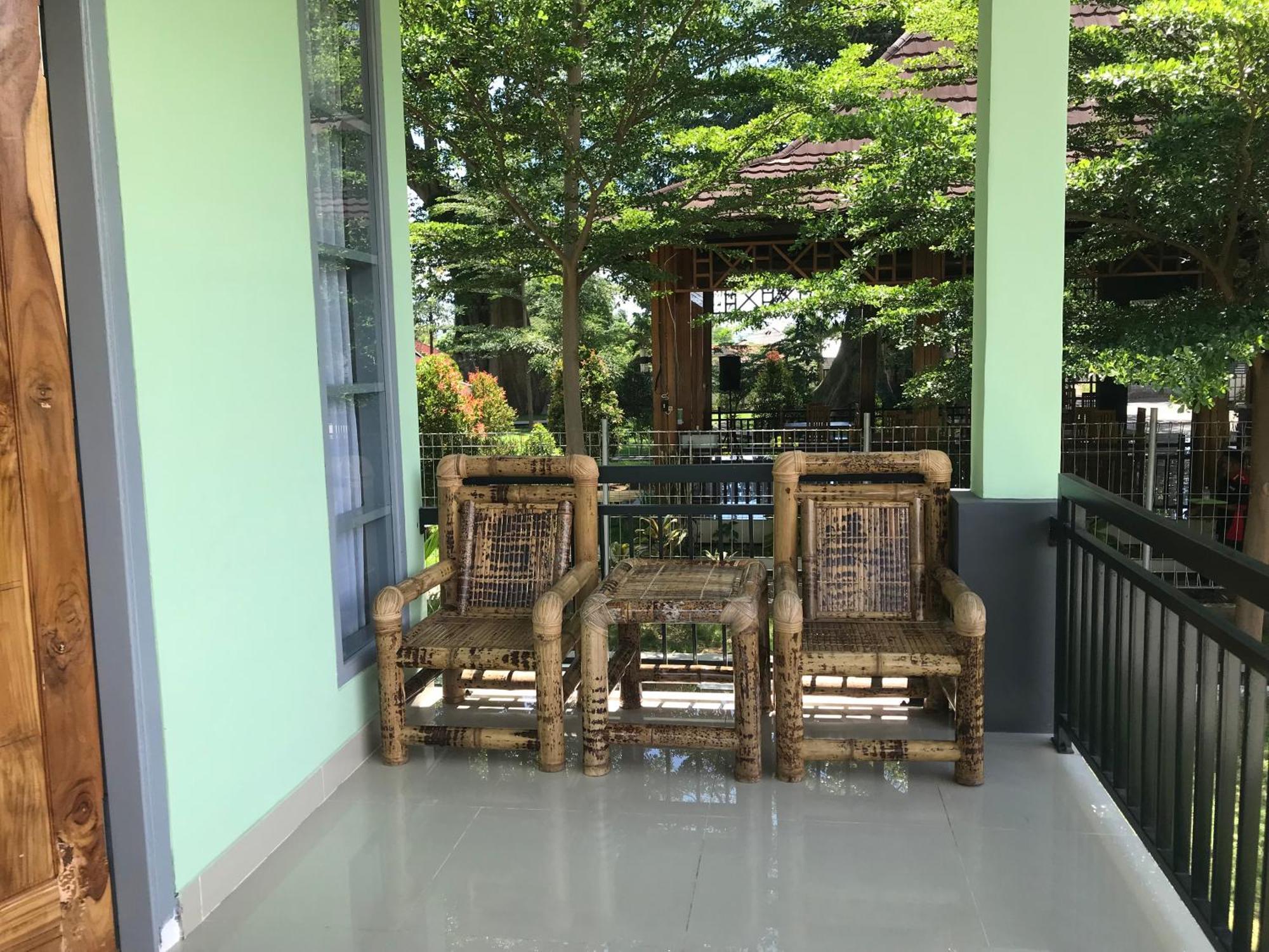 Pohon Purba Resort & Restaurant Labuhan Pandan Екстер'єр фото