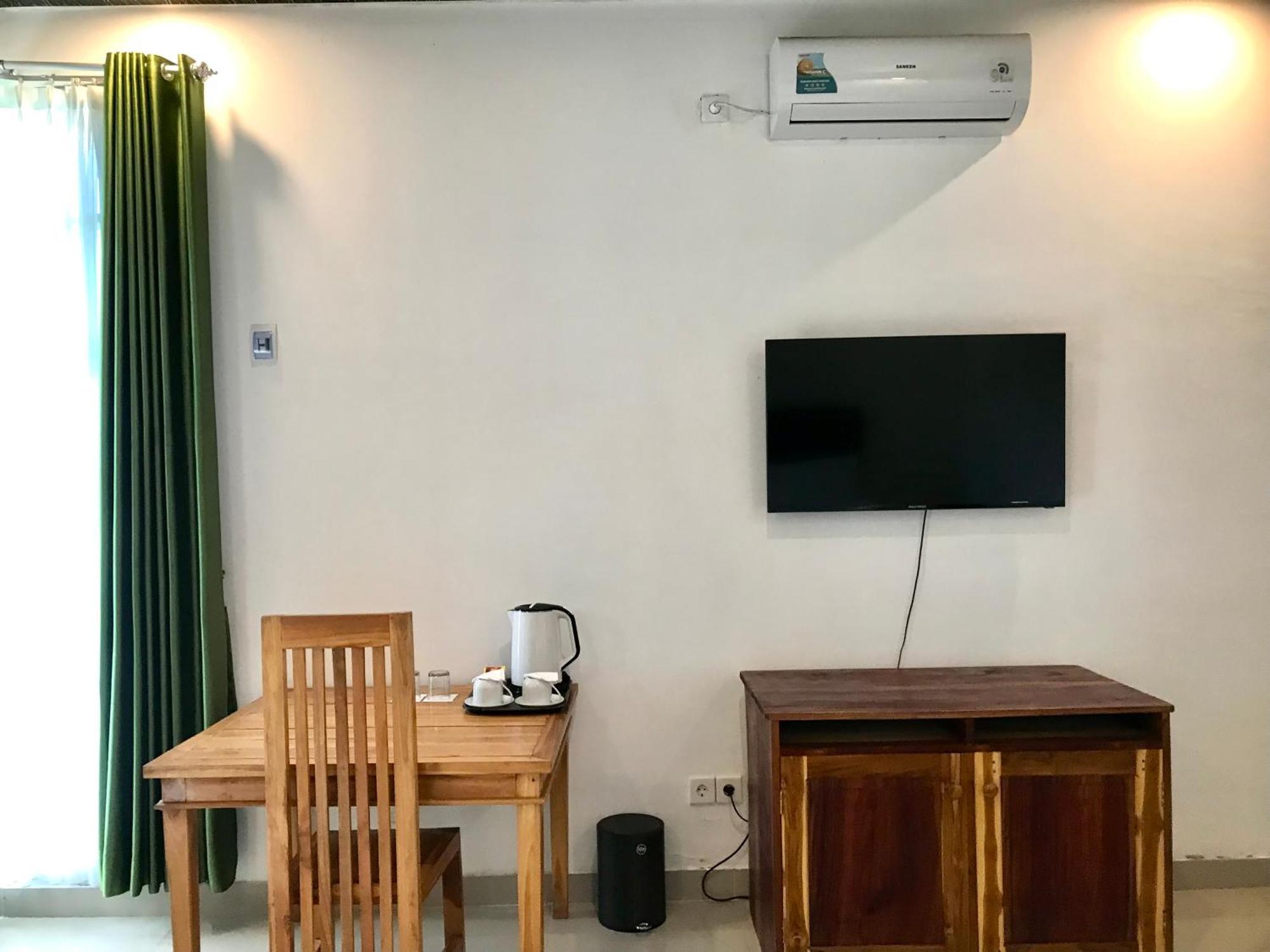 Pohon Purba Resort & Restaurant Labuhan Pandan Екстер'єр фото