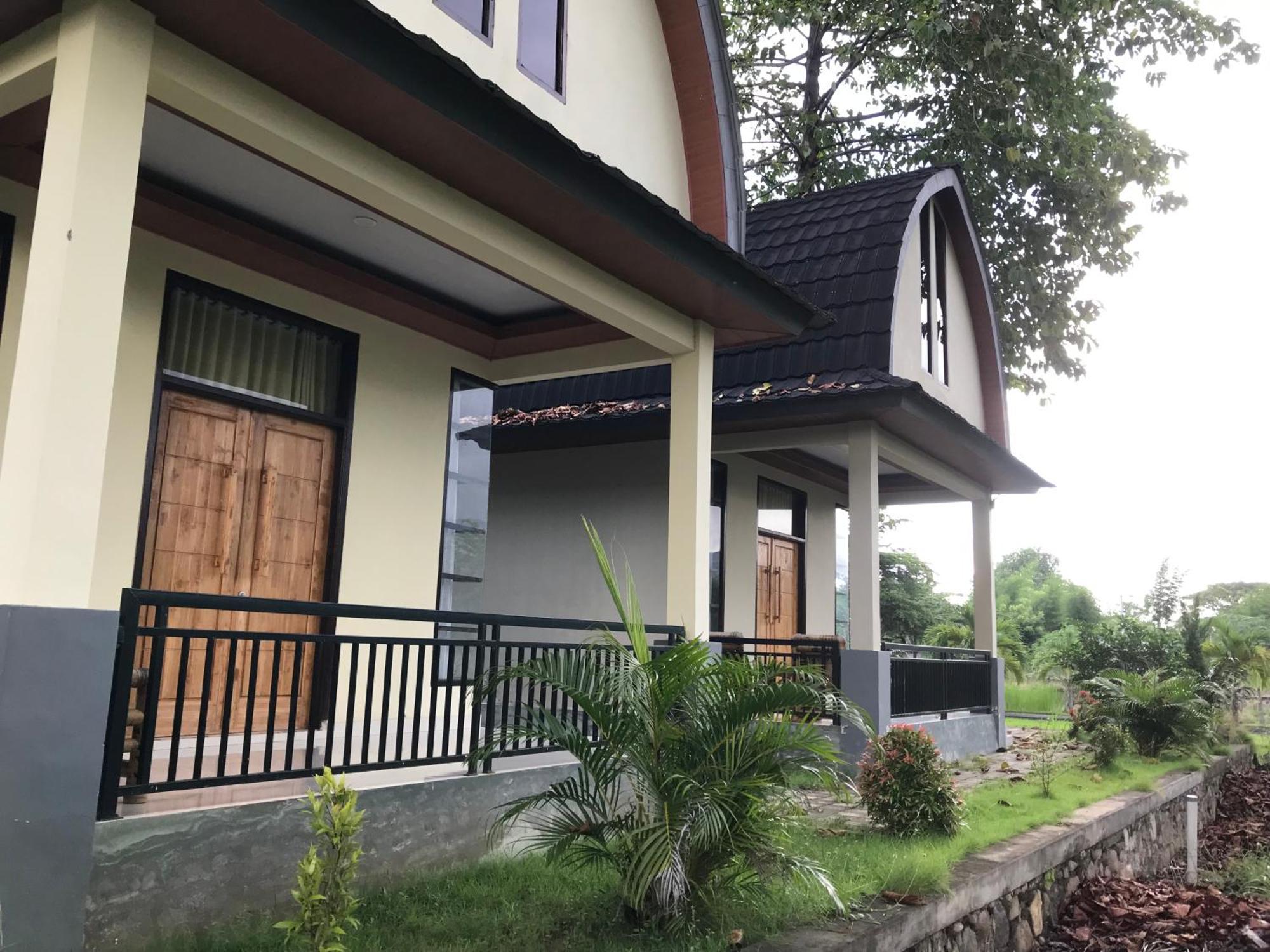 Pohon Purba Resort & Restaurant Labuhan Pandan Екстер'єр фото