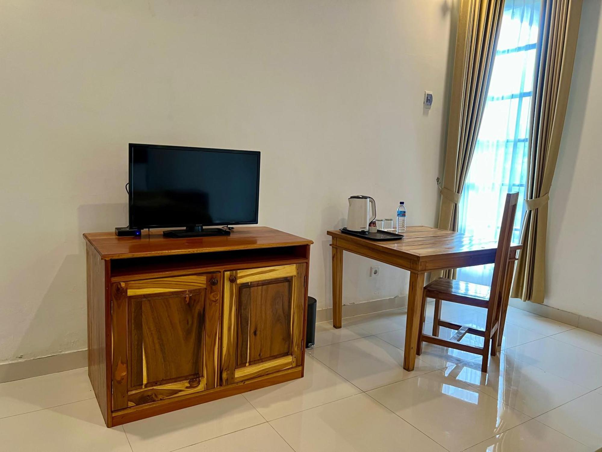 Pohon Purba Resort & Restaurant Labuhan Pandan Екстер'єр фото